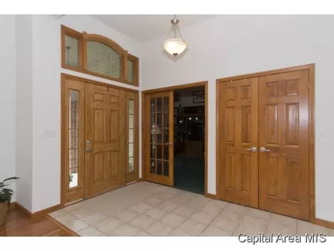 234 Whitman, Springfield, IL 62711 photo 3