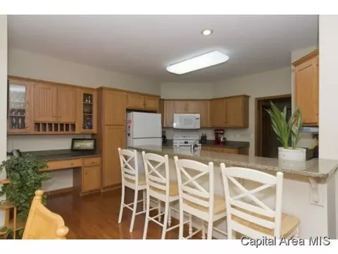 234 Whitman, Springfield, IL 62711 photo 6
