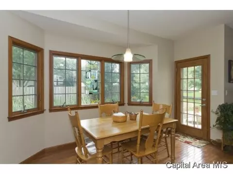 234 Whitman, Springfield, IL 62711 photo 8