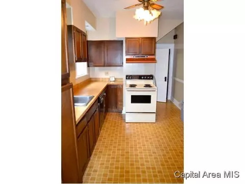 1418 S 4th, Springfield, IL 62703 photo 5