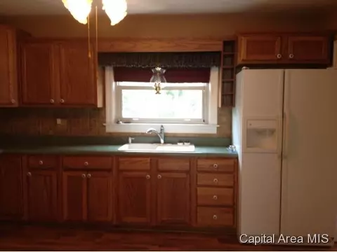 1338 N 2nd, Springfield, IL 62702 photo 3