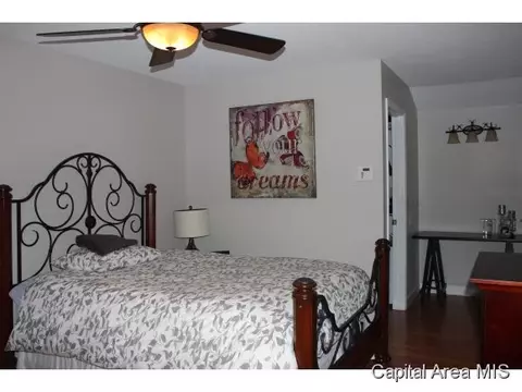 1109 Christopher Ln, Springfield, IL 62712 photo 6