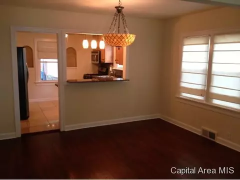 1533 W Jackson, Springfield, IL 62704 photo 4