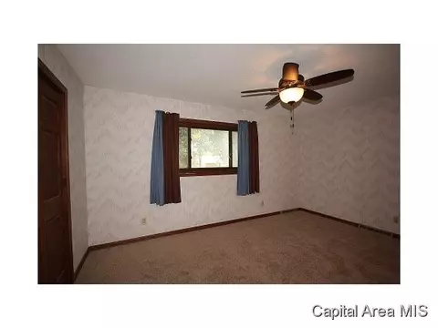 2435 Arrowhead, Springfield, IL 62702 photo 11