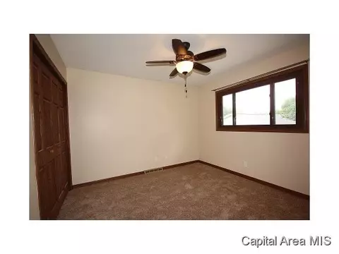 2435 Arrowhead, Springfield, IL 62702 photo 15