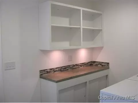1905 N 10th St, Springfield, IL 62702 photo 17