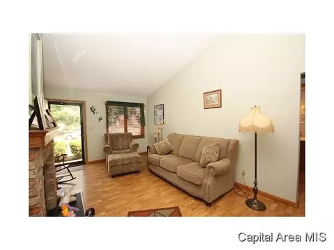 3313 Rawlings, Springfield, IL 62704 photo 5