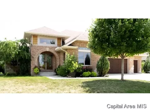 2324 Lillian Dr, Springfield, IL 62704 photo 1