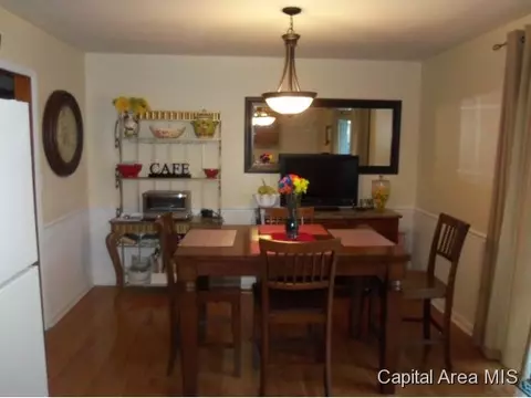 2229 Eleanor, Springfield, IL 62702 photo 5