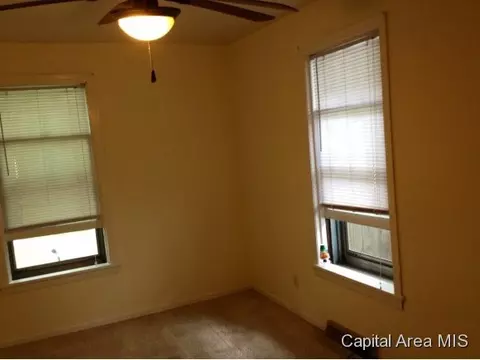 1909 S Douglas, Springfield, IL 62704 photo 7