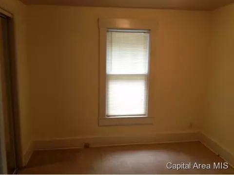 1909 S Douglas, Springfield, IL 62704 photo 8
