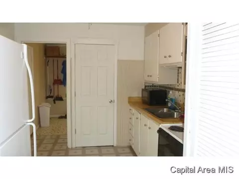 1828 E Kys, Springfield, IL 62702 photo 5
