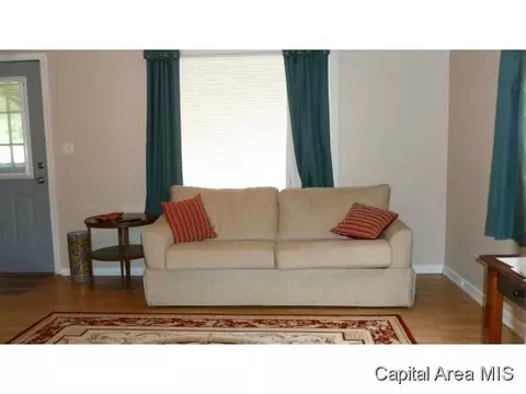 1828 E Kys, Springfield, IL 62702 photo 4