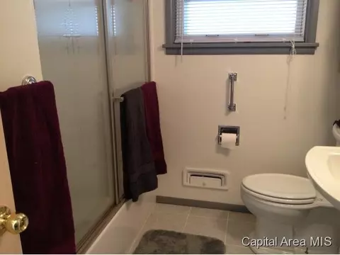 2624 S Lincoln, Springfield, IL 62704 photo 8