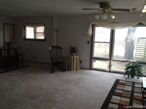 2624 S Lincoln, Springfield, IL 62704 photo 3