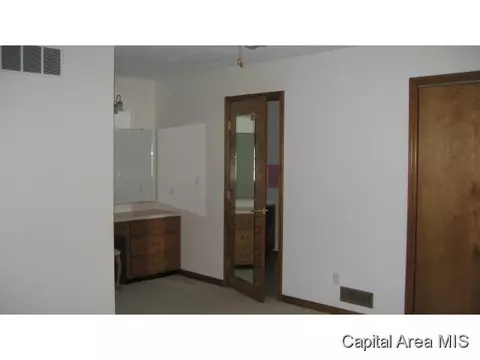 1909 Strawberry Ln, Springfield, IL 62707 photo 12