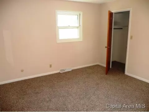 2250 Enterprise, Springfield, IL 62702 photo 14