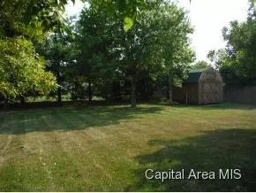 1228 Christopher, Springfield, IL 62712 photo 2