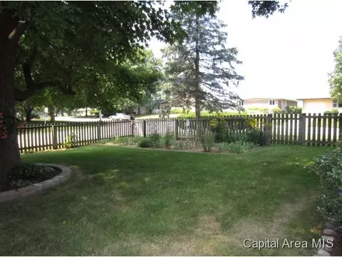 72 Horseshoe, Springfield, IL 62702 photo 17