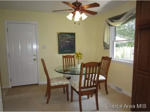 72 Horseshoe, Springfield, IL 62702 photo 5
