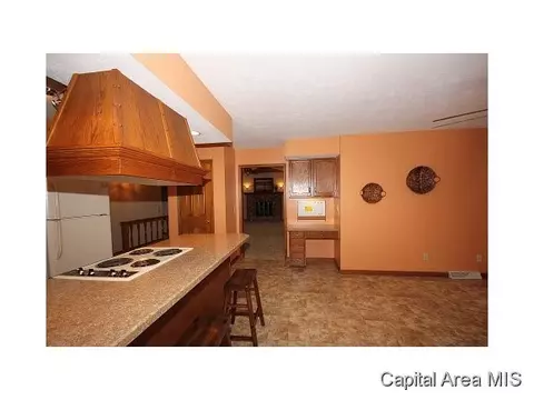 117 Norwalk Rd, Springfield, IL 62704 photo 8