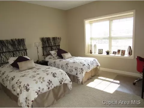 1409 Lake Pointe Ct, Springfield, IL 62712 photo 14