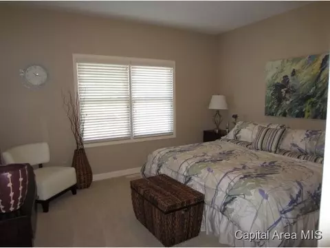 1409 Lake Pointe Ct, Springfield, IL 62712 photo 15