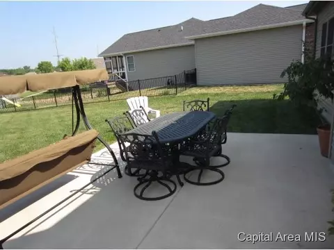 1409 Lake Pointe Ct, Springfield, IL 62712 photo 23