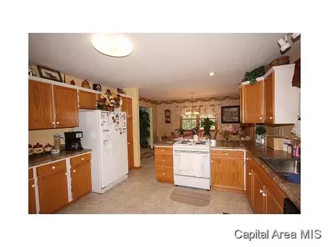 3959 W Washington, Springfield, IL 62711 photo 10