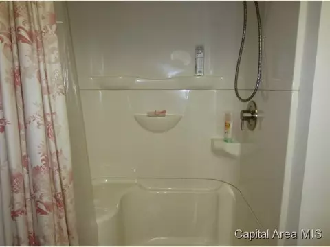 3008 Hedgerow, Springfield, IL 62704 photo 12