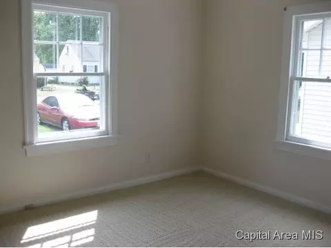 409 Kern, Springfield, IL 62703 photo 6
