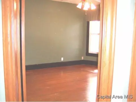404 S Walnut, Springfield, IL 62704 photo 16