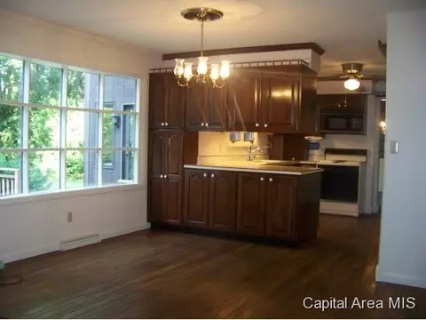 7770 Canterbury, Springfield, IL 62712 photo 5