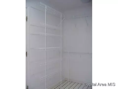 7770 Canterbury, Springfield, IL 62712 photo 16