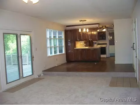 7770 Canterbury, Springfield, IL 62712 photo 9