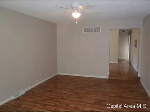 342-344 Norwalk Rd, Springfield, IL 62704 photo 2