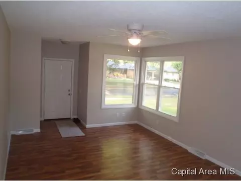 342-344 Norwalk Rd, Springfield, IL 62704 photo 3