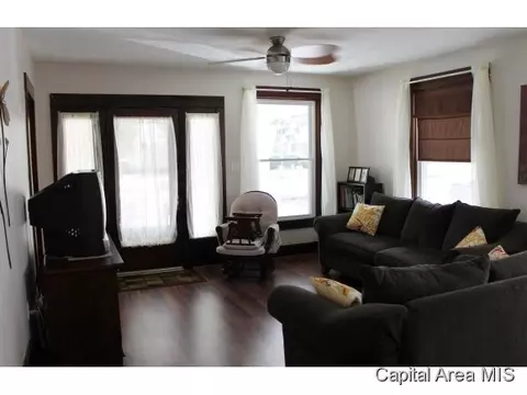 2157 Yale Blvd, Springfield, IL 62703 photo 2