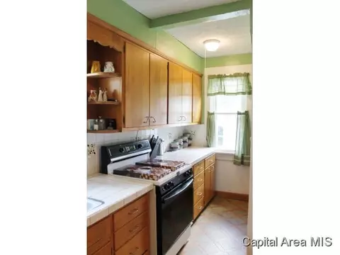 2157 Yale Blvd, Springfield, IL 62703 photo 5