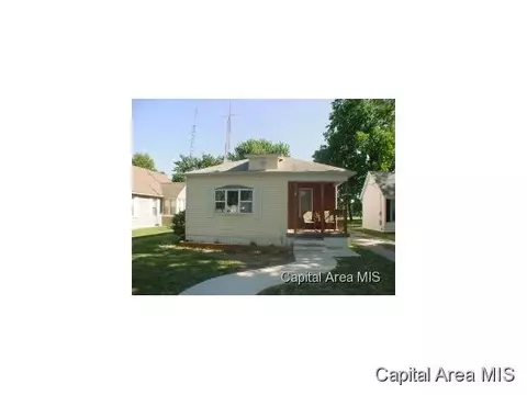 206 E Sycamore, Thayer, IL 62689 photo 1
