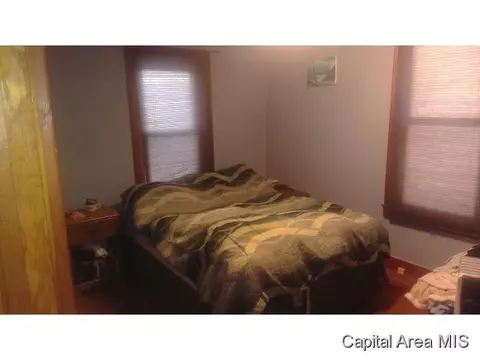 206 E Sycamore, Thayer, IL 62689 photo 10