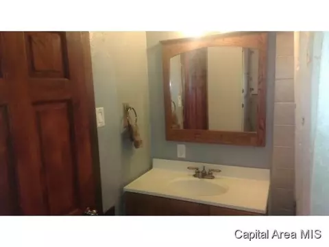 206 E Sycamore, Thayer, IL 62689 photo 15