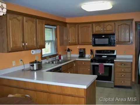 1 Warbler, Springfield, IL 62711 photo 5