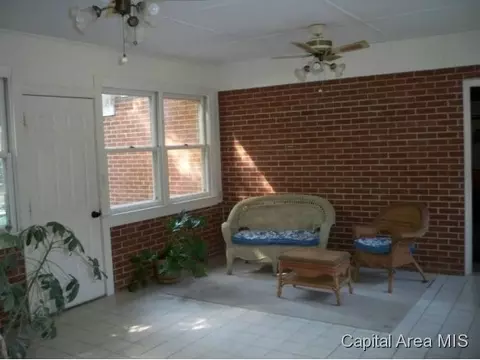 1 Warbler, Springfield, IL 62711 photo 2