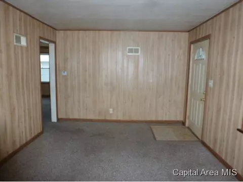 1101 N Macarthur, Springfield, IL 62702 photo 3