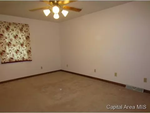 1500 Devonwood, Springfield, IL 62704 photo 7