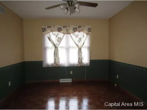 1500 Devonwood, Springfield, IL 62704 photo 3