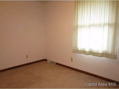 1500 Devonwood, Springfield, IL 62704 photo 12