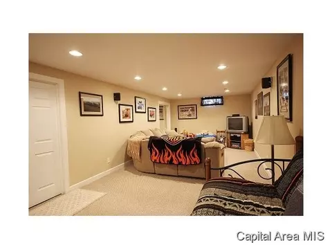 8024 Hunt Rd, Springfield, IL 62712 photo 20