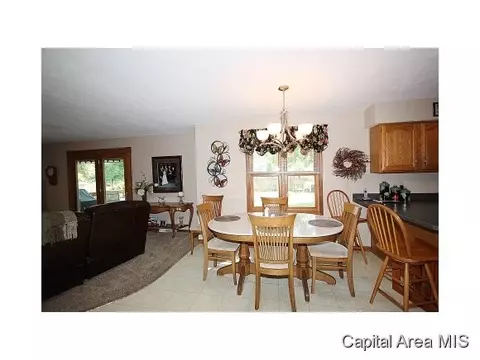 8024 Hunt Rd, Springfield, IL 62712 photo 5